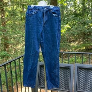 H&M jeans Sz 8 
High waisted